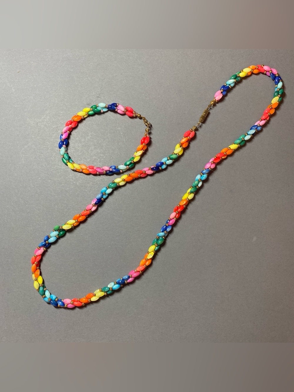 Vintage rainbow shell bead necklace and bracelet